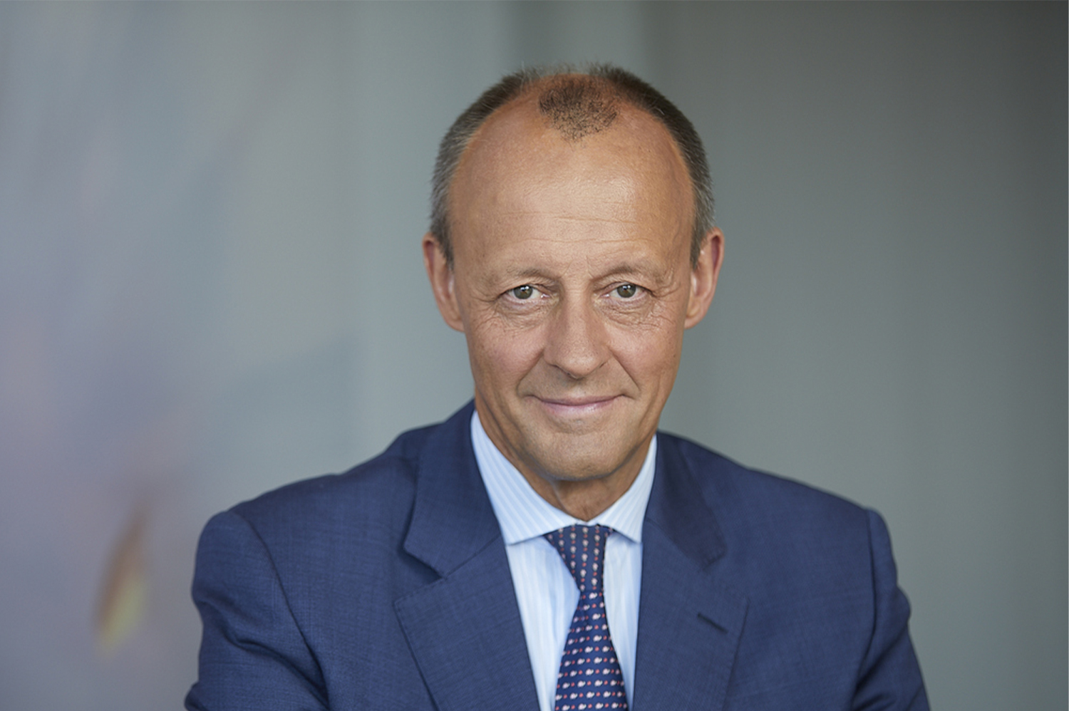 Friedrich Merz als Aufsichtsratsvorsitzender der WEPA Gruppe verabschiedet